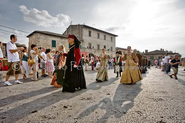 Monteriggioni: La Festa Medievale